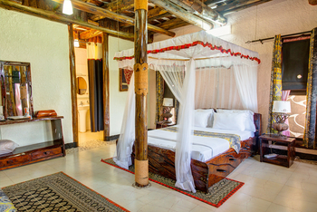 Manyara Lakeview Oasis: Standard Double Interior