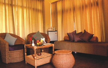 Musa Jungle Retreat Musa Jungle Retreat: Bansbari Villa