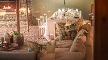 Siringit Villa: Esstisch