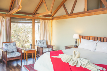 Lebala Camp Lebala Camp: Bett und Sessel