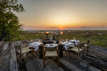 The Dhow Suite at Zarafa: Dinner am Feuer