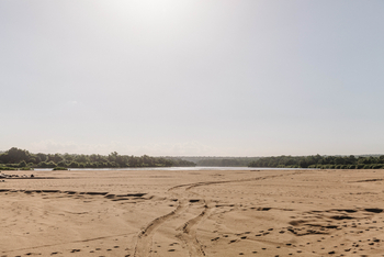 Chilo Ivory Trail Adventure: Sanbänke am Save River