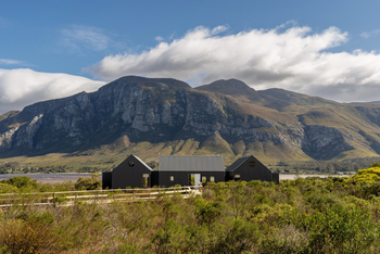 Coot Club: Stern Boathouse