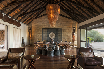 Four Seasons Safari Lodge: Rezeption