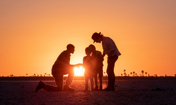 Camp Kalahari Camp Kalahari: Im Sonnenuntergang