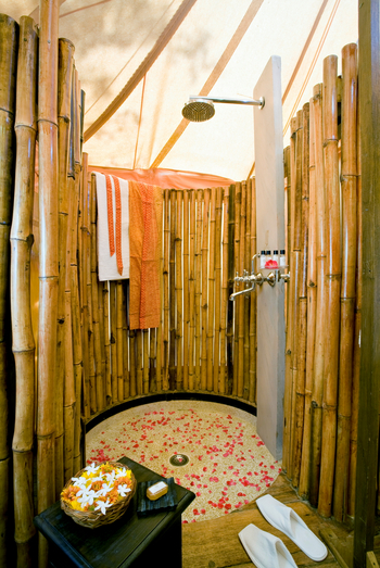 Khem Villas: Luxury Tent - Dusche
