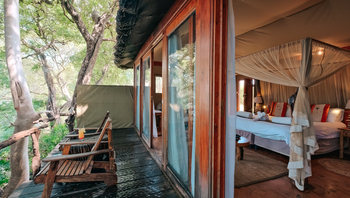 Mukambi Safari Lodge: Veranda im Gästezimmer