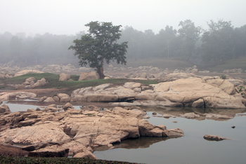 Pench Jungle Camp: Flusslandschaft