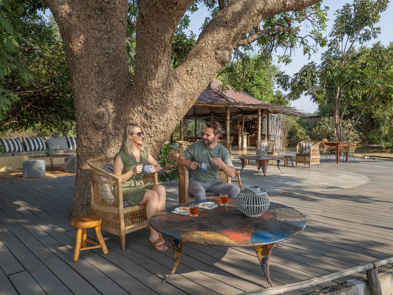 Three Rivers Camp Three Rivers Camp: UNter einem alten Baum