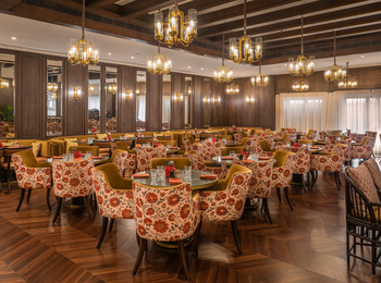 Vivanta by Taj President: Italian Bistro