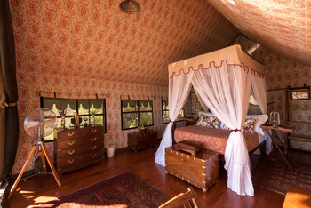 Duke's Camp: Doppelbett