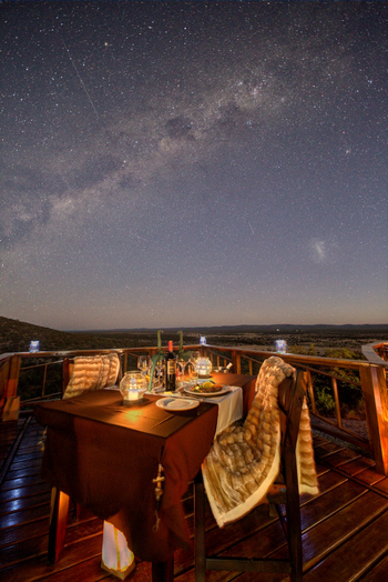 Etosha Mountain Lodge: Dinner unter Sternen