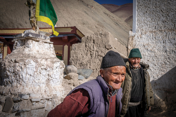 Rumbak Lodge: Männer aus dem Dorf