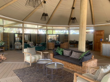 Khwai Guesthouse: Lounge