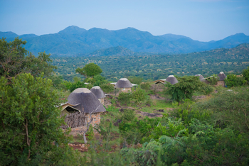 Kidepo Savannah Lodge: Safarizelte aufgereiht