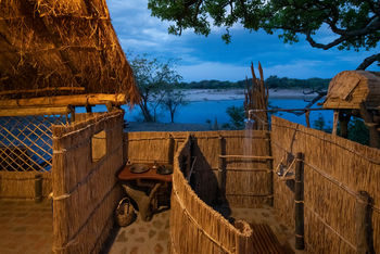 Takwela Camp Takwela Camp: Offenes Bad