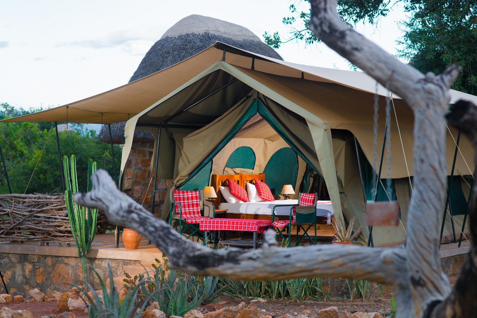 Kidepo Savannah Lodge Kidepo Savannah Lodge: Blick in ein Safarizelt