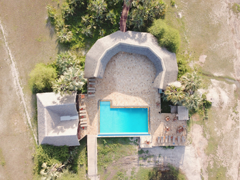 Maramboi Tented Lodge: Pool Area