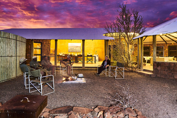 Etendeka Mountain Camp Etendeka Mountain Camp: Feuerplatz