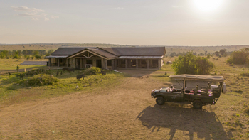 Serengeti Mara River Camp: Hauptgebäude