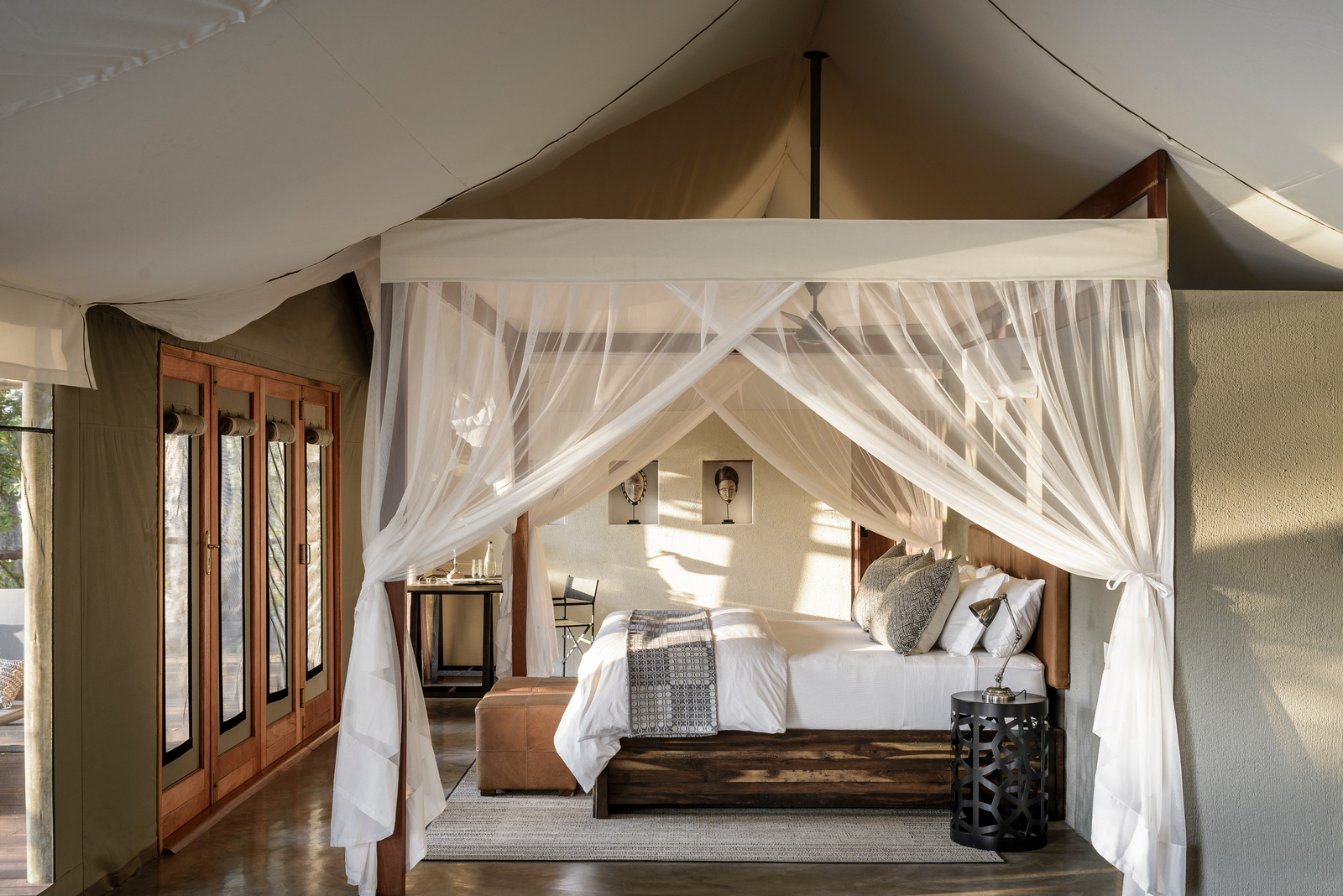 Sungani Lodge Sungani Lodge: Bett mit Moskitonetz