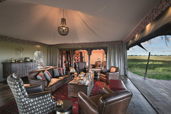 Duba Plains Camp: Lounge