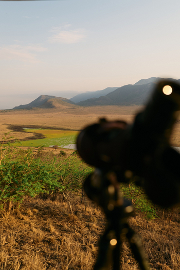 Mkomazi Wilderness Retreat: Teleobjektiv auf Stativ, goldene Stunde