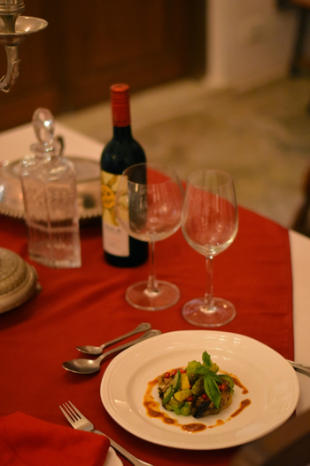 Shahpura Bagh: Dining