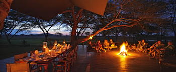 Sirikoi Lodge Sirikoi Lodge: Lagerfeuer