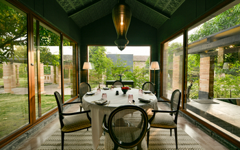 The Postcard Gir Wildlife Sanctuary: Im Restaurant