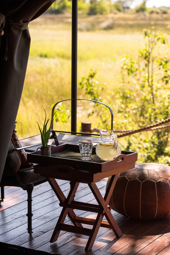 Duke's Camp: Beistelltisch