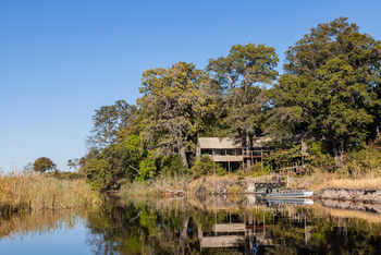 Kazile Island Lodge: Anlegestelle