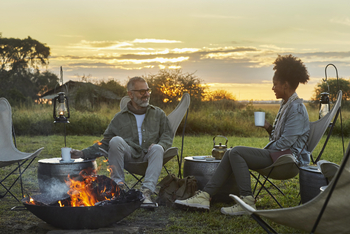 Legendary Mila Tented Camp: Kaffee am Feuer