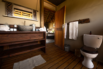 Motswiri Hideaway: Gästebad