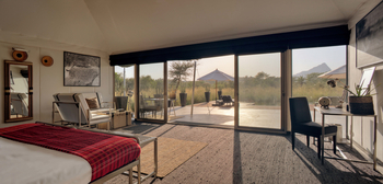 Sujan Jawai: Royal Panthera Suite - Blick ins Freie