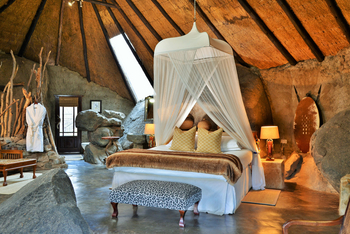 Amalinda Lodge: Room 9 Lobengula Suite