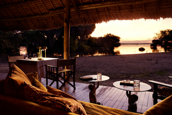 Laba Siwandu Camp: Drinks vor der Terrasse