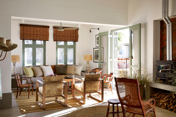 Nooishof: Sessel und Sofas