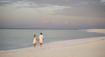 andBeyond Mnemba Island Lodge: Strandspaziergang