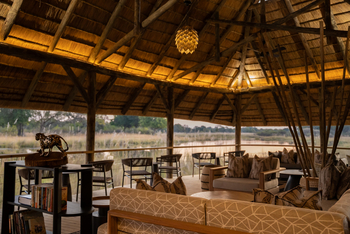 4 Rivers Camp 4 Rivers Camp: Lounge mit Lagunenblick