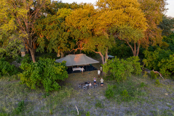 Beagle Expeditions: Mess Tent im Galeriewald