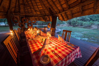 Nkwali Camp: Abendessen