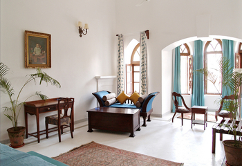Shahpura Bagh: Suite