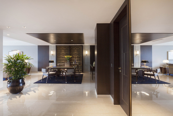 The Oberoi New Delhi: Luxury Suite