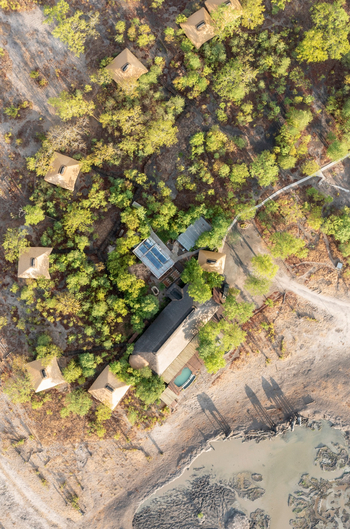 Camp Kuzuma: Luftbild