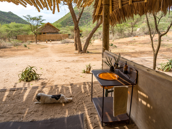 Koros Camp: Waschtisch