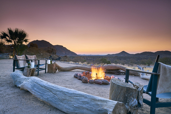 Ai Aiba Lodge Ai Aiba Lodge: Camp Fire