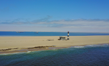 Pelican Point Lodge: Schiffe in der Bucht