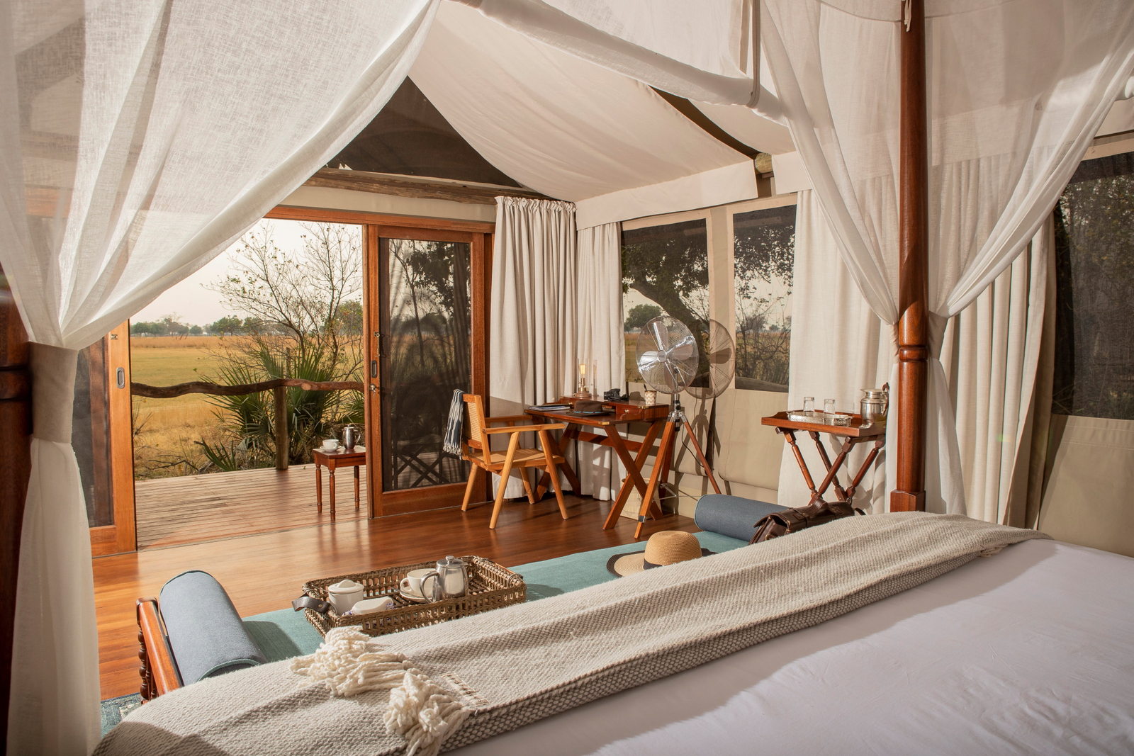 Shinde Lodge Shinde Lodge: Blick zur Veranda