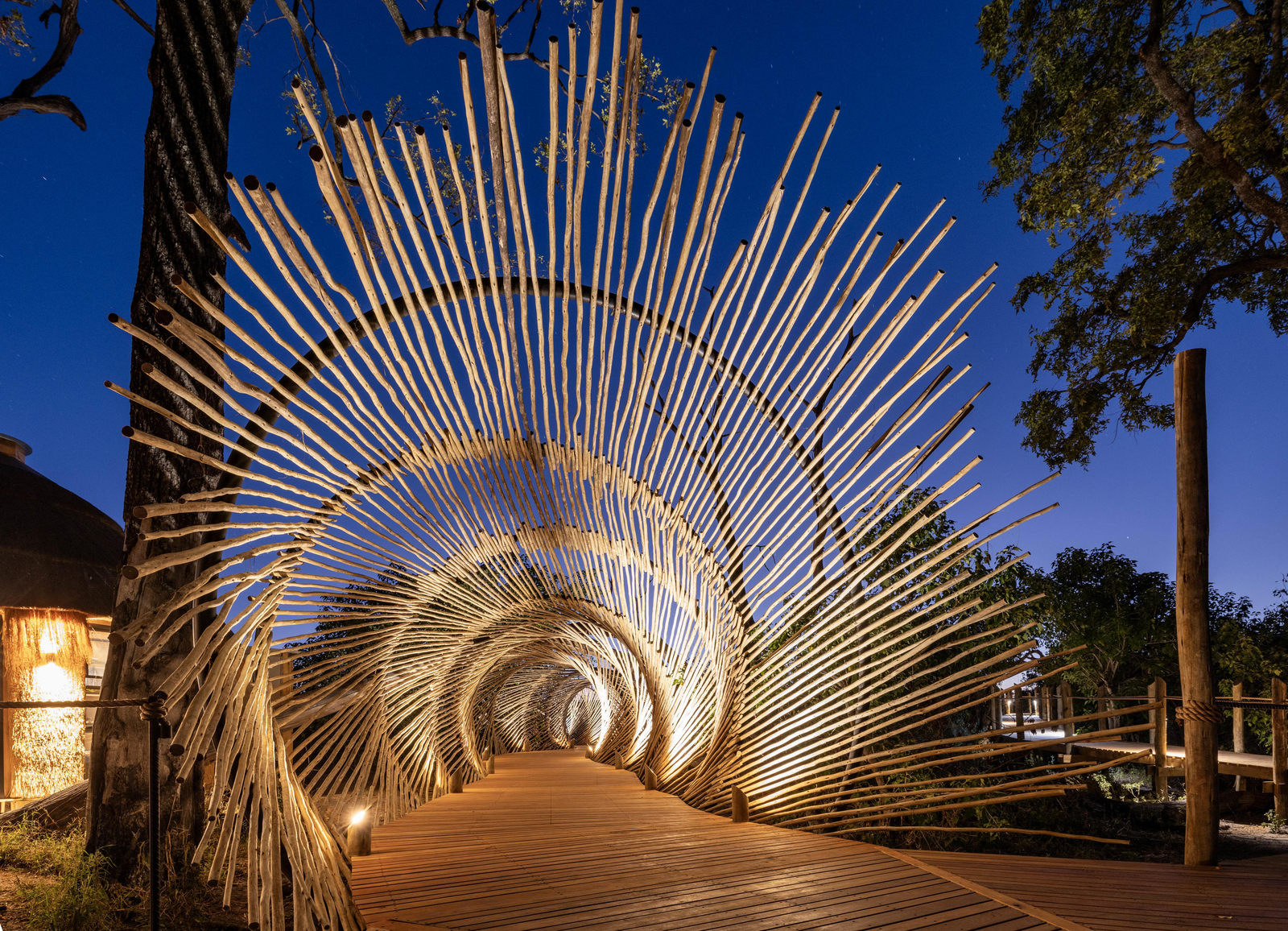 Tawana Camp Tawana Camp: Eingang im Stil einer Reuse